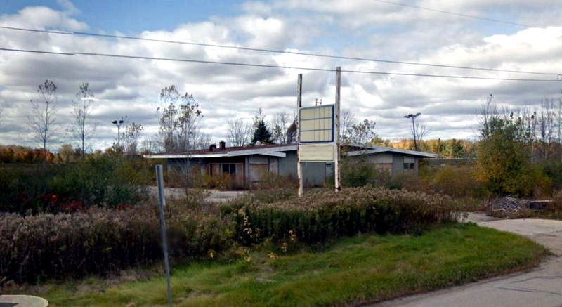 Tonys North Restaurant (Standish Truck Stop) - 2015-16 Street View